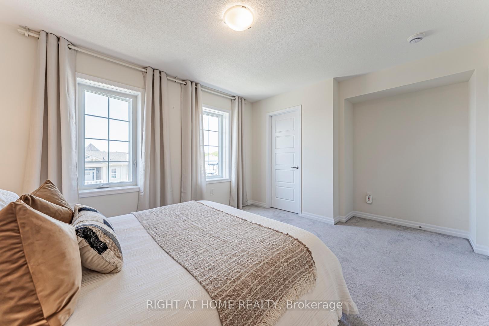Photo 18 of 3315 Vardon Way, Oakville, Glenorchy — HOMEH
