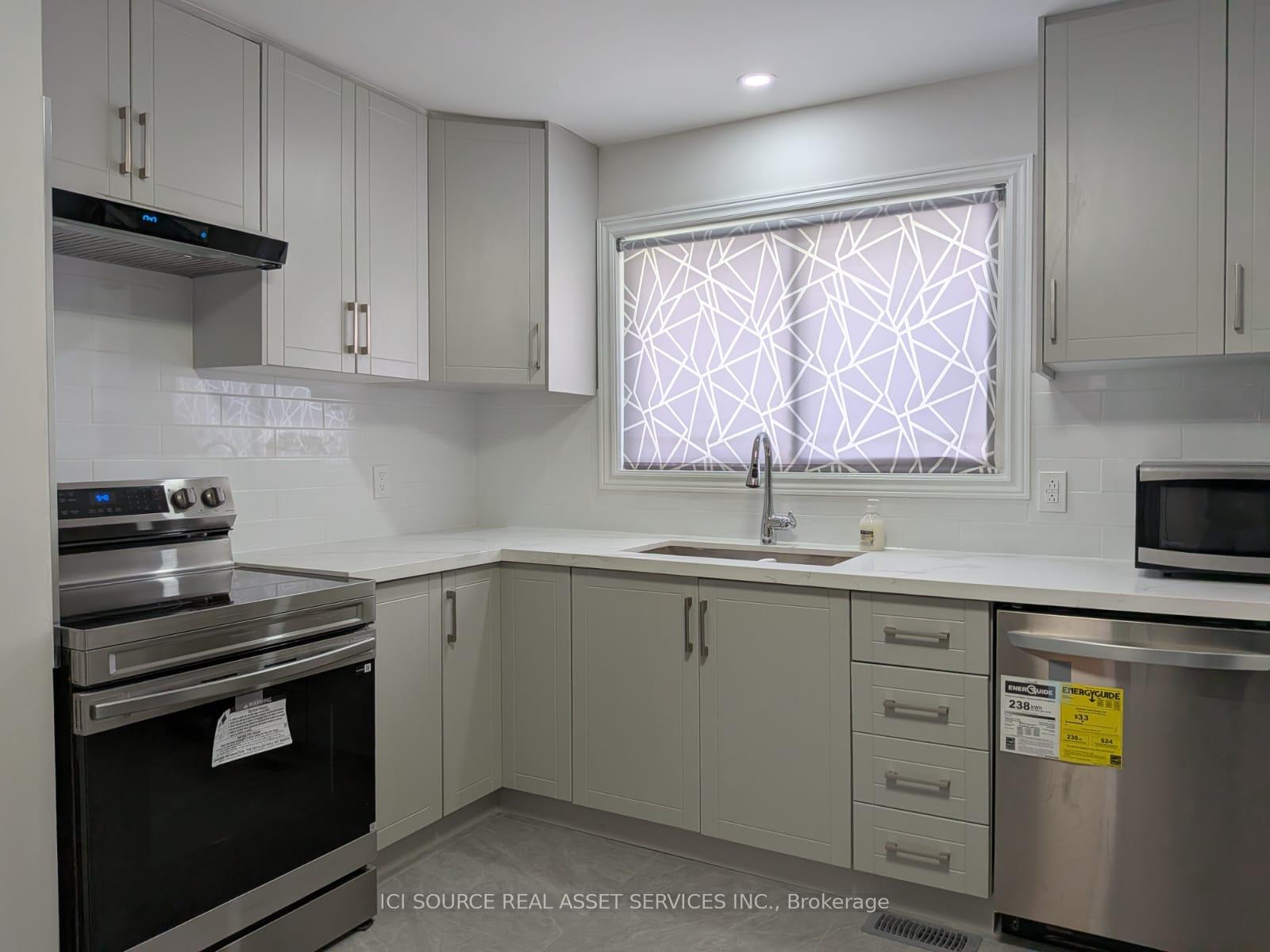 Photo 2 of Unit A - Upper, 21 Parkdale Drive, Belleville, Belleville Ward — HOMEH