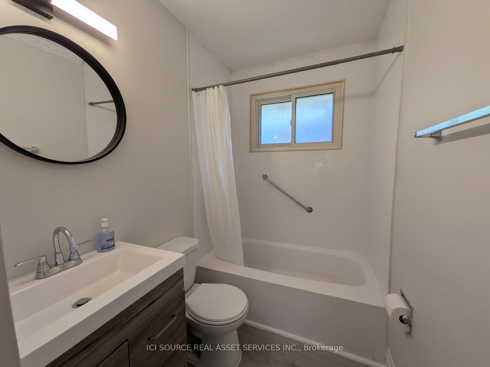 Photo 12 of Unit A - Upper, 21 Parkdale Drive, Belleville, Belleville Ward — HOMEH