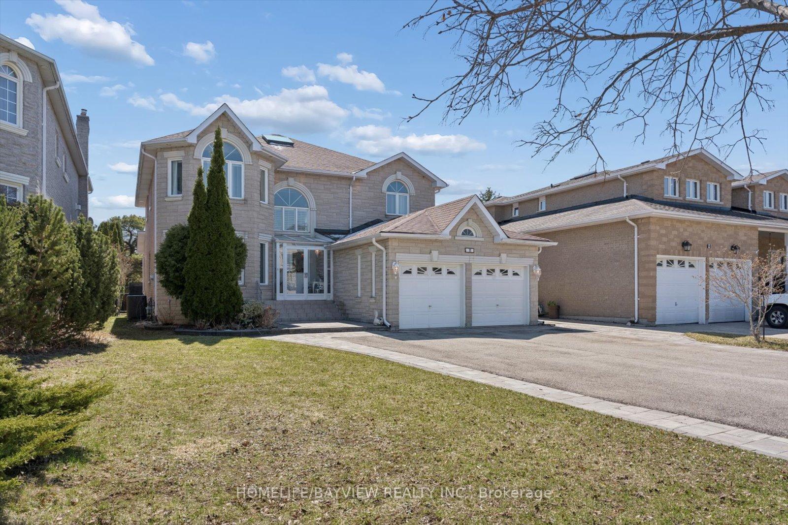 Photo 2 of 11 Sorrento Drive, Richmond Hill, North Richvale — HOMEH