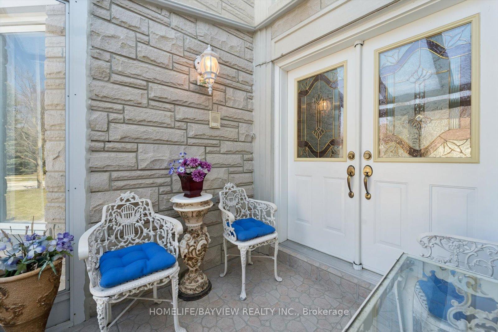 Photo 5 of 11 Sorrento Drive, Richmond Hill, North Richvale — HOMEH