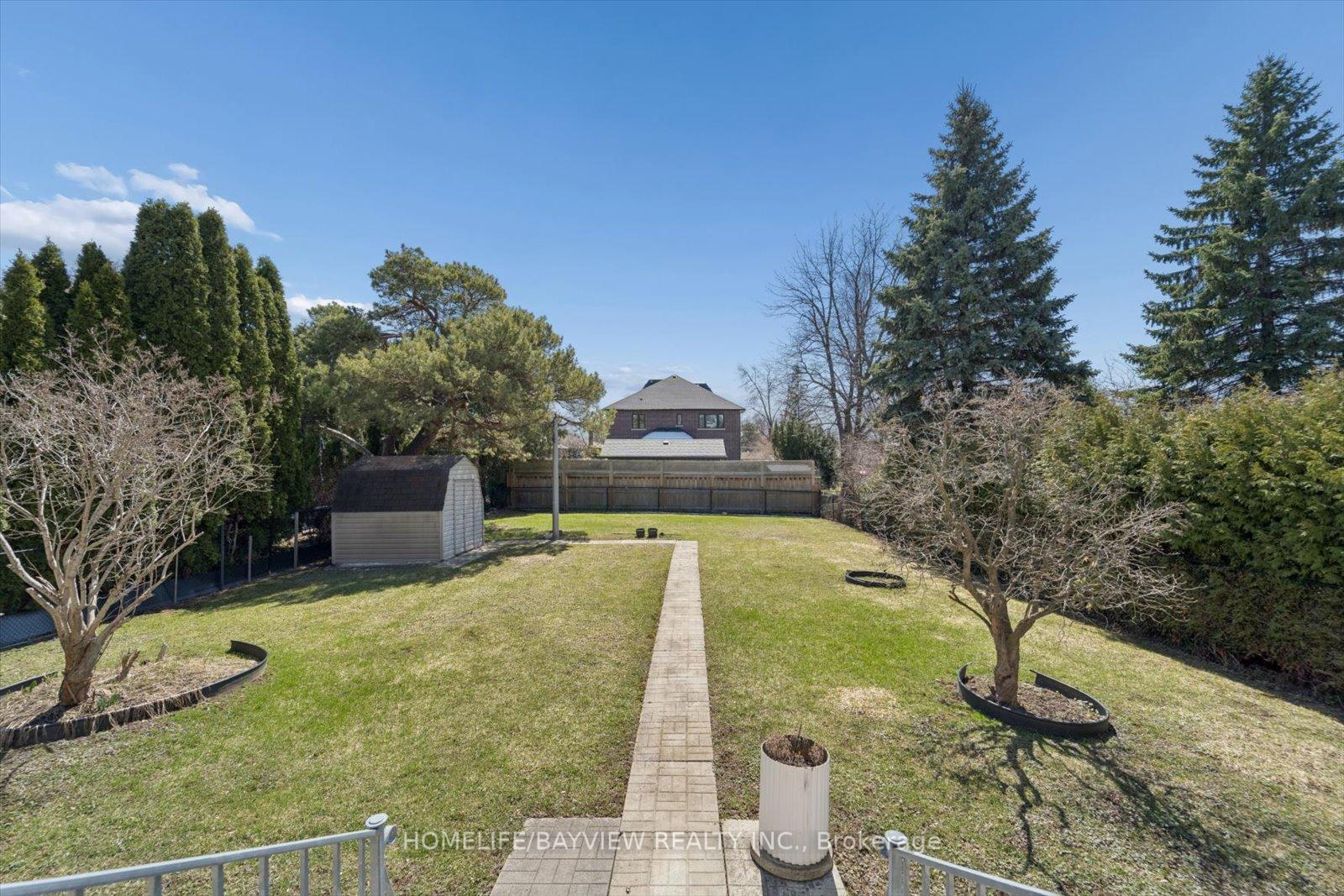 Photo 42 of 11 Sorrento Drive, Richmond Hill, North Richvale — HOMEH