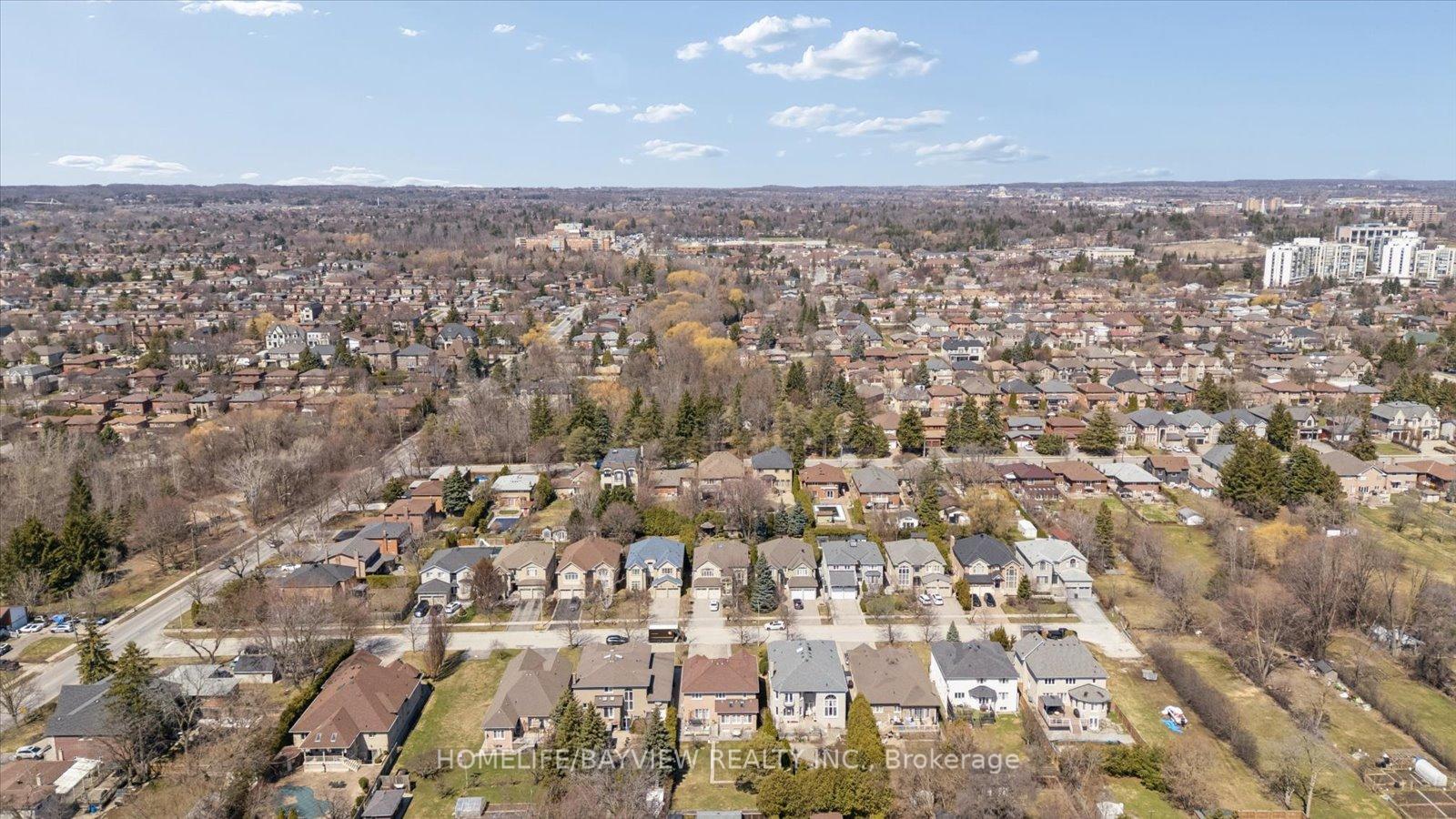 Photo 48 of 11 Sorrento Drive, Richmond Hill, North Richvale — HOMEH
