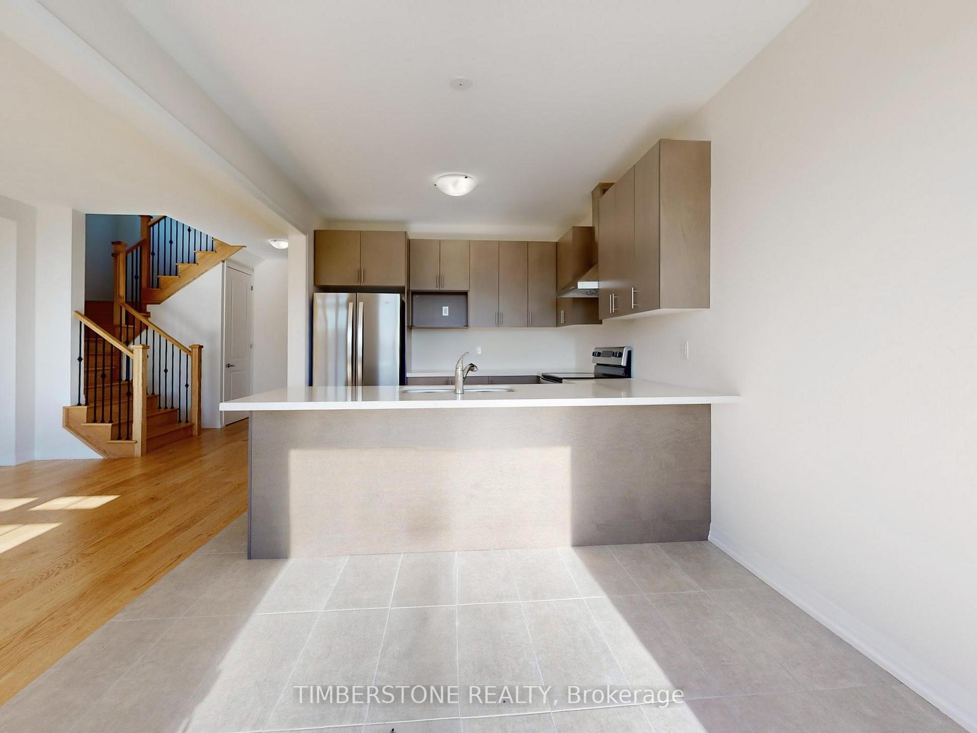 Photo 9 of 1103 Zircon Manor, Pickering, Rural Pickering — HOMEH