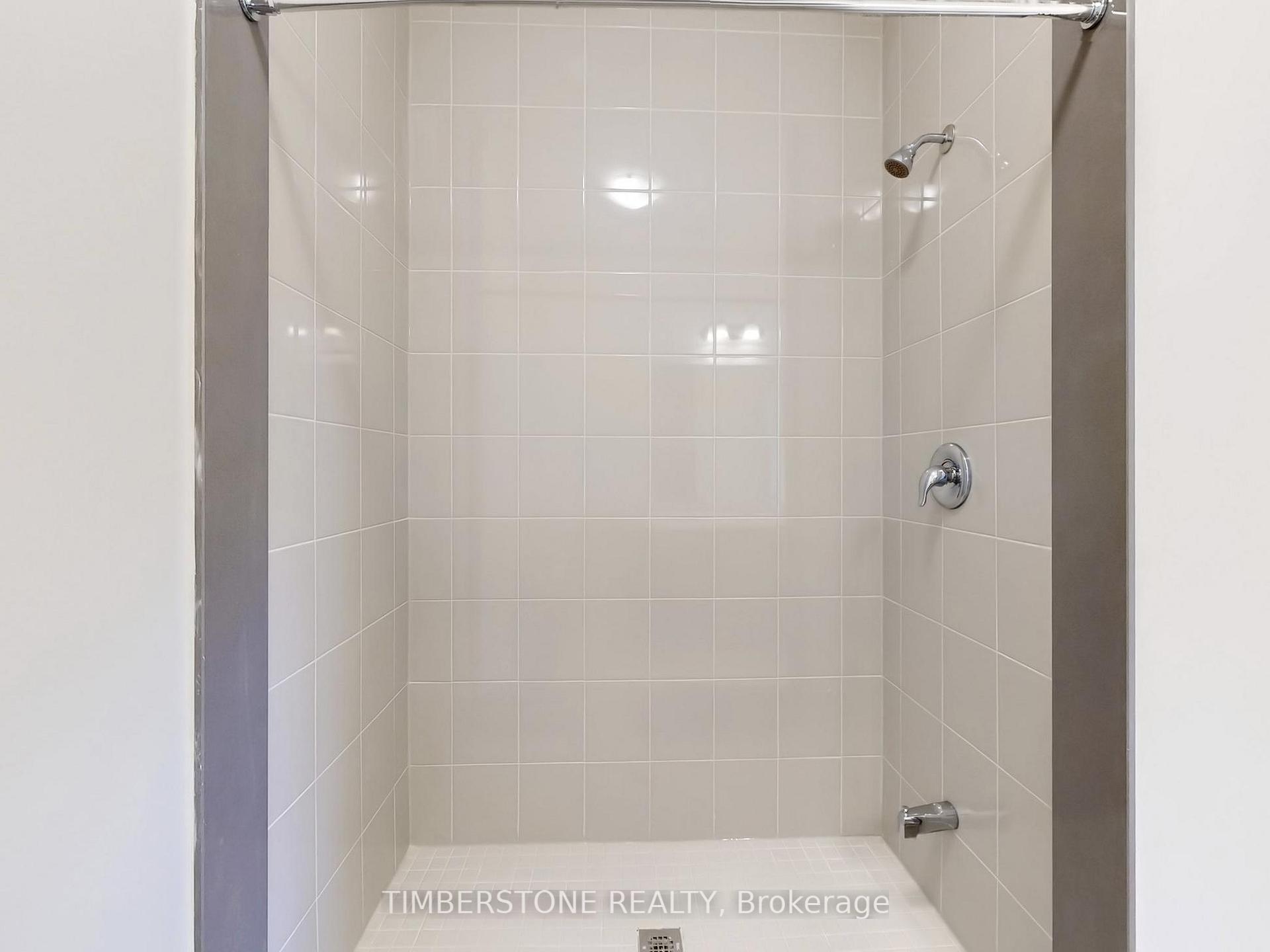 Photo 25 of 1103 Zircon Manor, Pickering, Rural Pickering — HOMEH