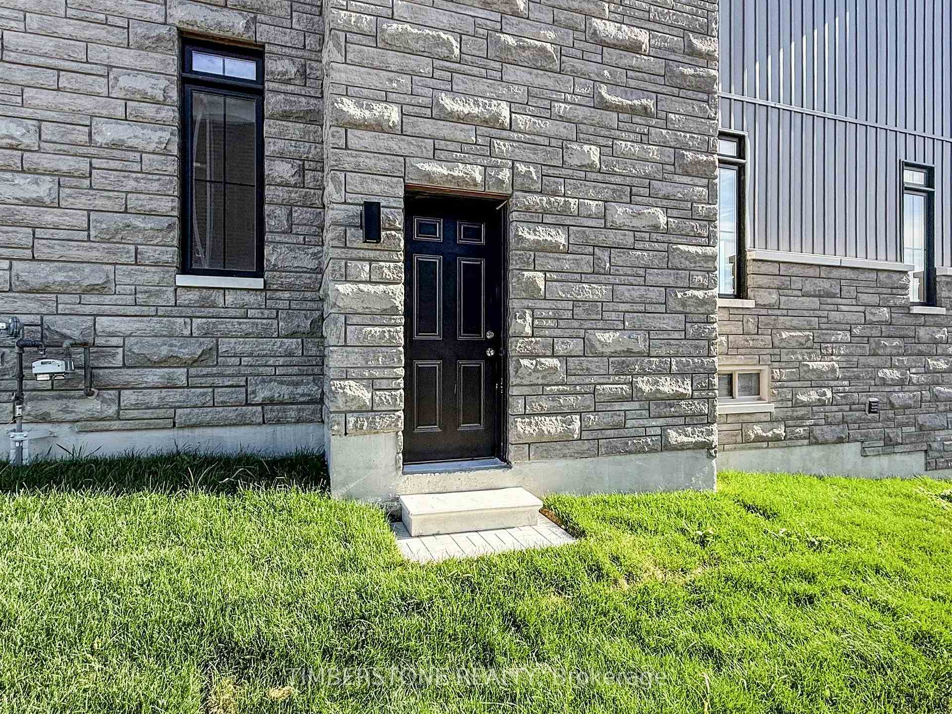 Photo 27 of 1103 Zircon Manor, Pickering, Rural Pickering — HOMEH
