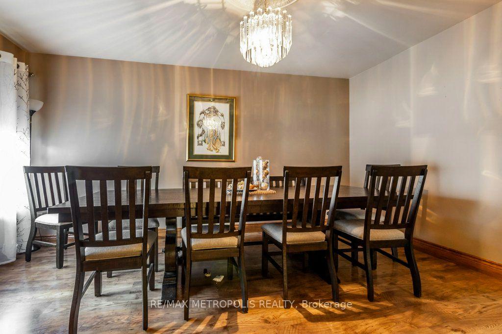 Photo 6 of 269 Burnett Avenue, Cambridge, Sheldon-Conestoga — HOMEH