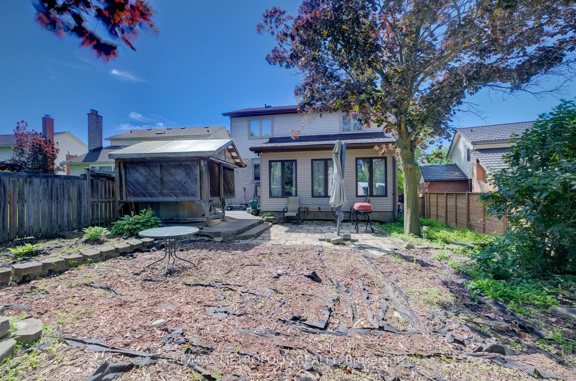 Photo 33 of 269 Burnett Avenue, Cambridge, Sheldon-Conestoga — HOMEH