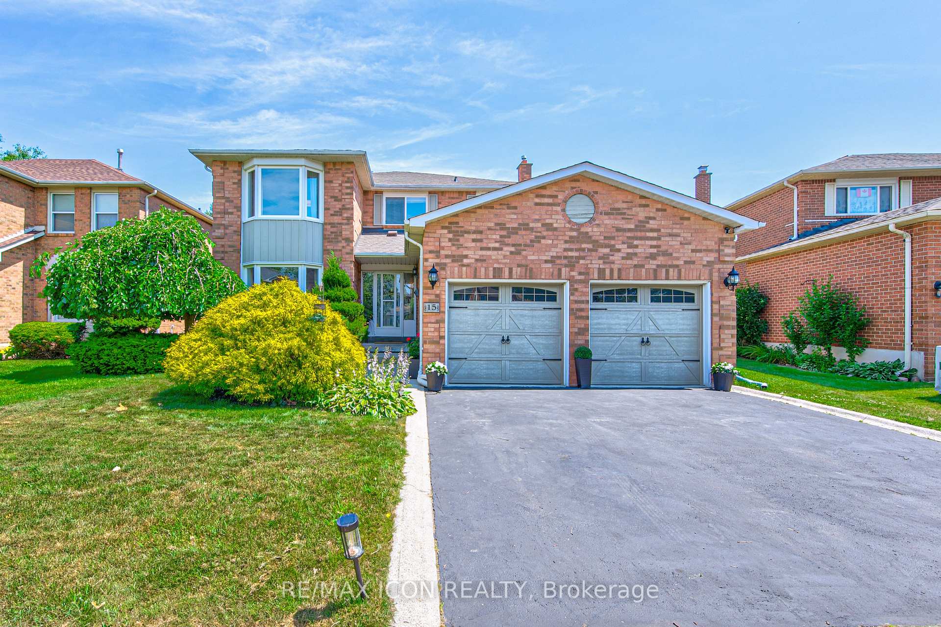 Photo 1 of 15 Hall Crescent, Brampton, Northwood Park — HOMEH