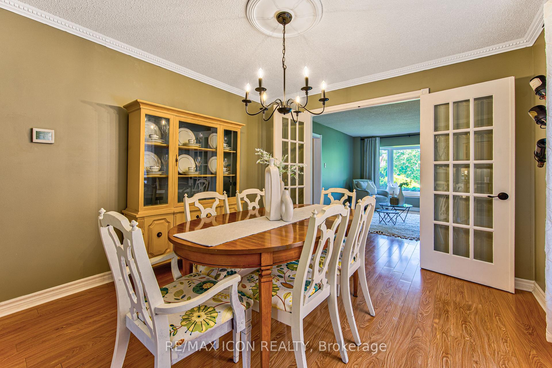 Photo 7 of 15 Hall Crescent, Brampton, Northwood Park — HOMEH