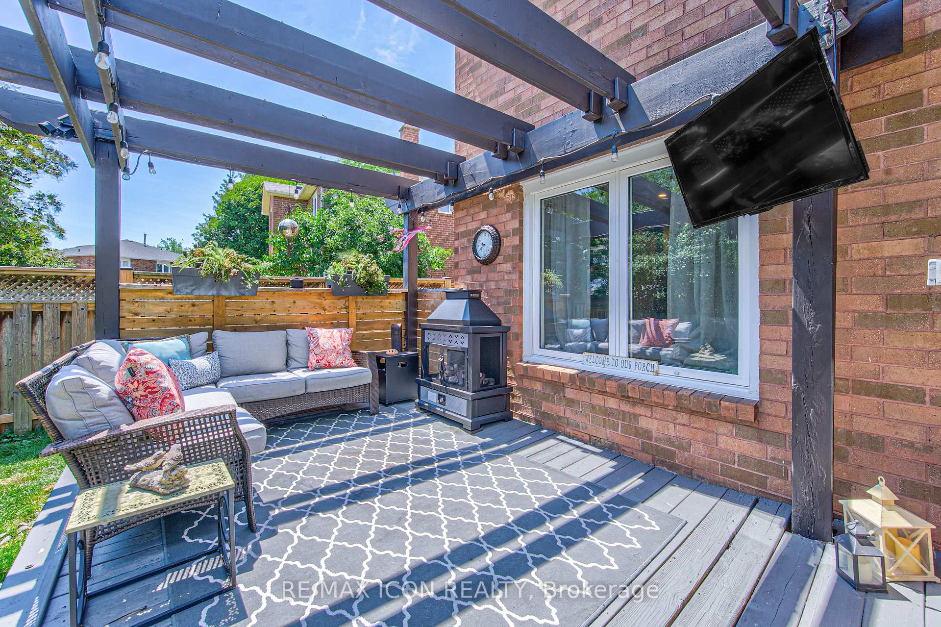Photo 38 of 15 Hall Crescent, Brampton, Northwood Park — HOMEH