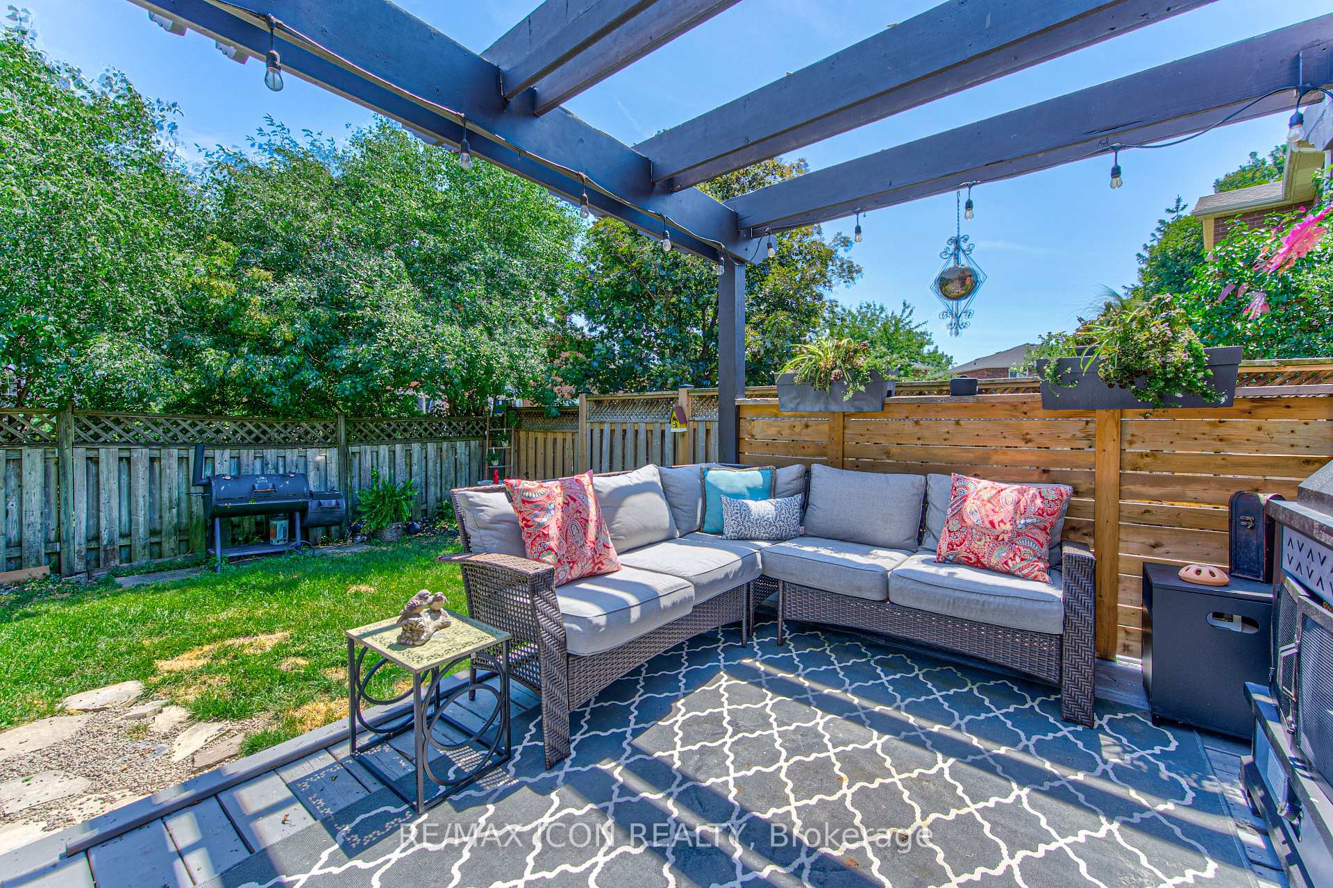 Photo 39 of 15 Hall Crescent, Brampton, Northwood Park — HOMEH