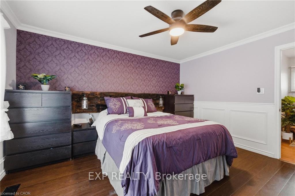 Photo 22 of 120 Elgin Crescent, Waterloo, Downtown Waterloo — HOMEH