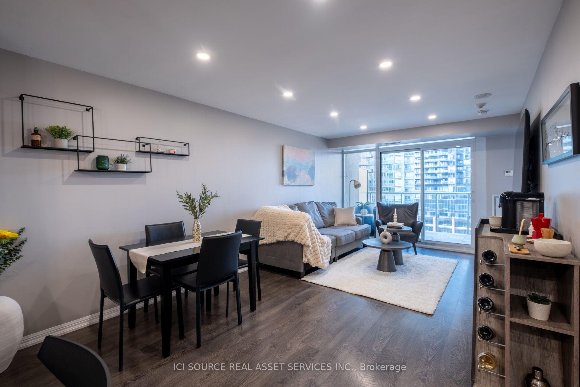 Photo 2 of Unit 1109, 125 Western Battery Road, Toronto, Niagara — HOMEH