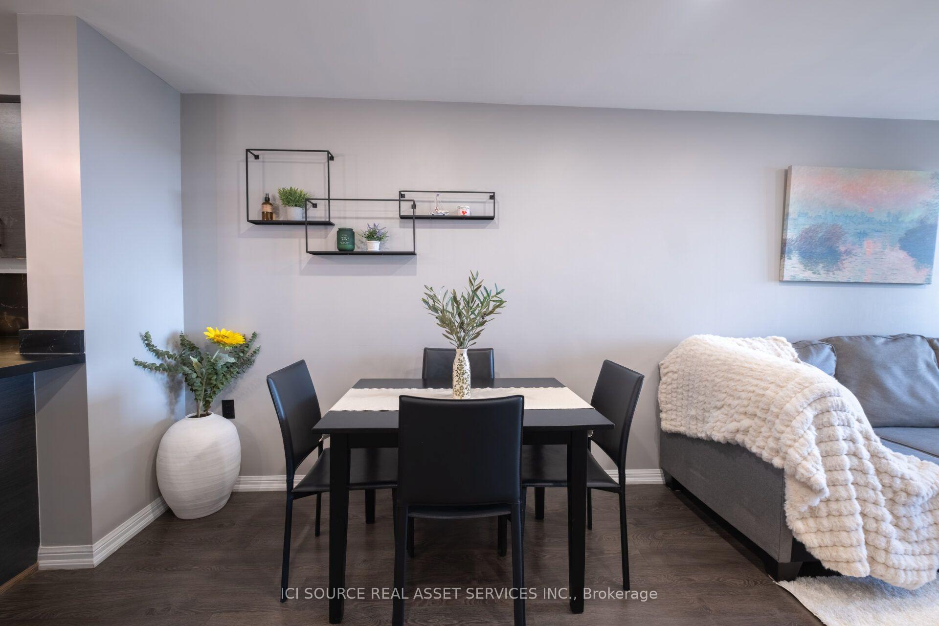 Photo 4 of Unit 1109, 125 Western Battery Road, Toronto, Niagara — HOMEH