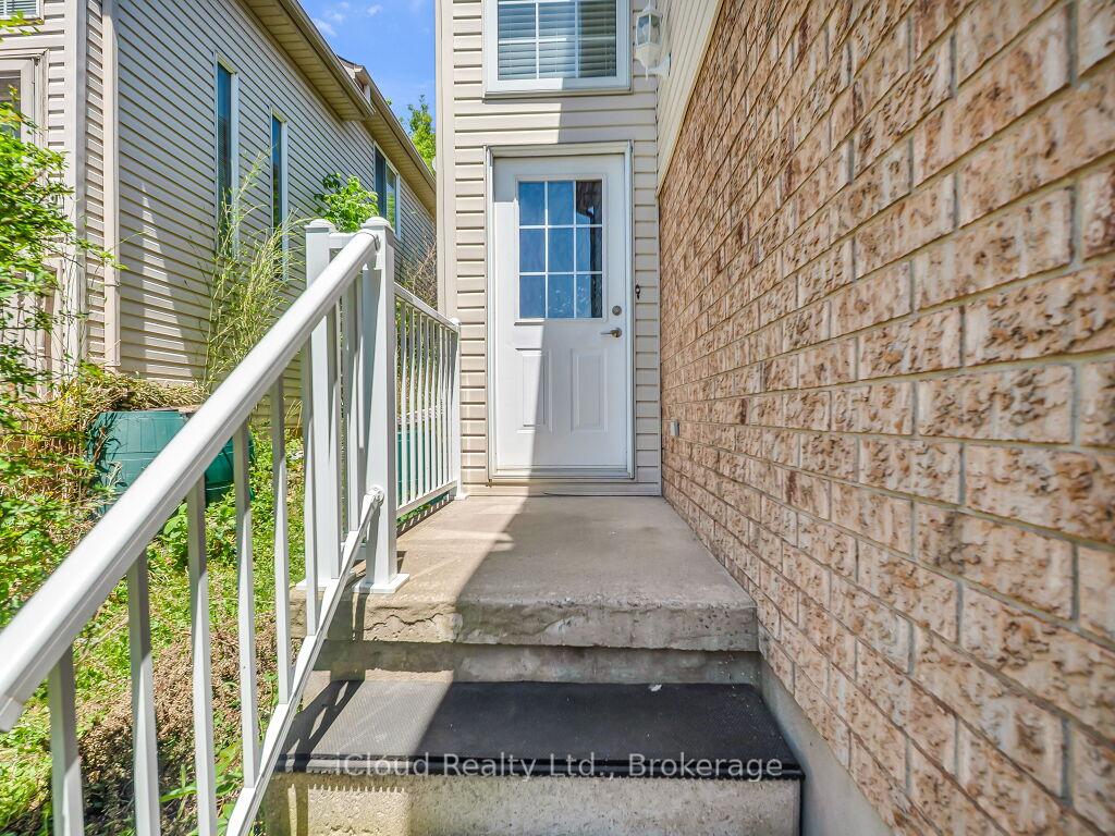 Photo 6 of 308 Keewatin Avenue, Kitchener, Grand River North — HOMEH