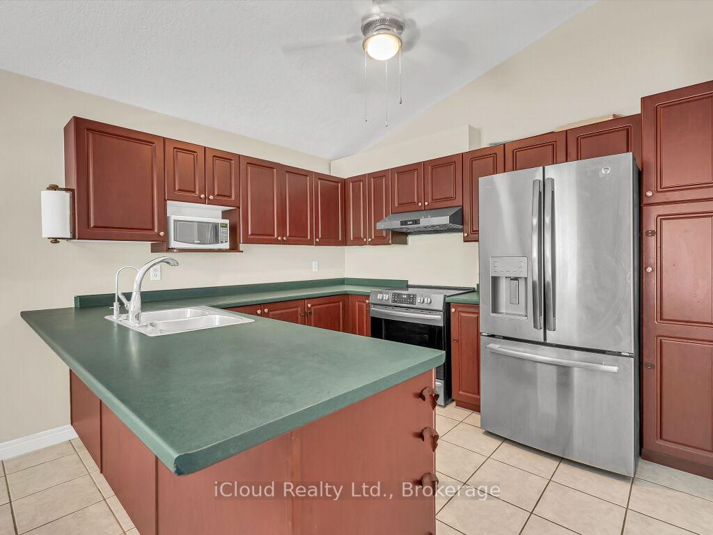 Photo 14 of 308 Keewatin Avenue, Kitchener, Grand River North — HOMEH