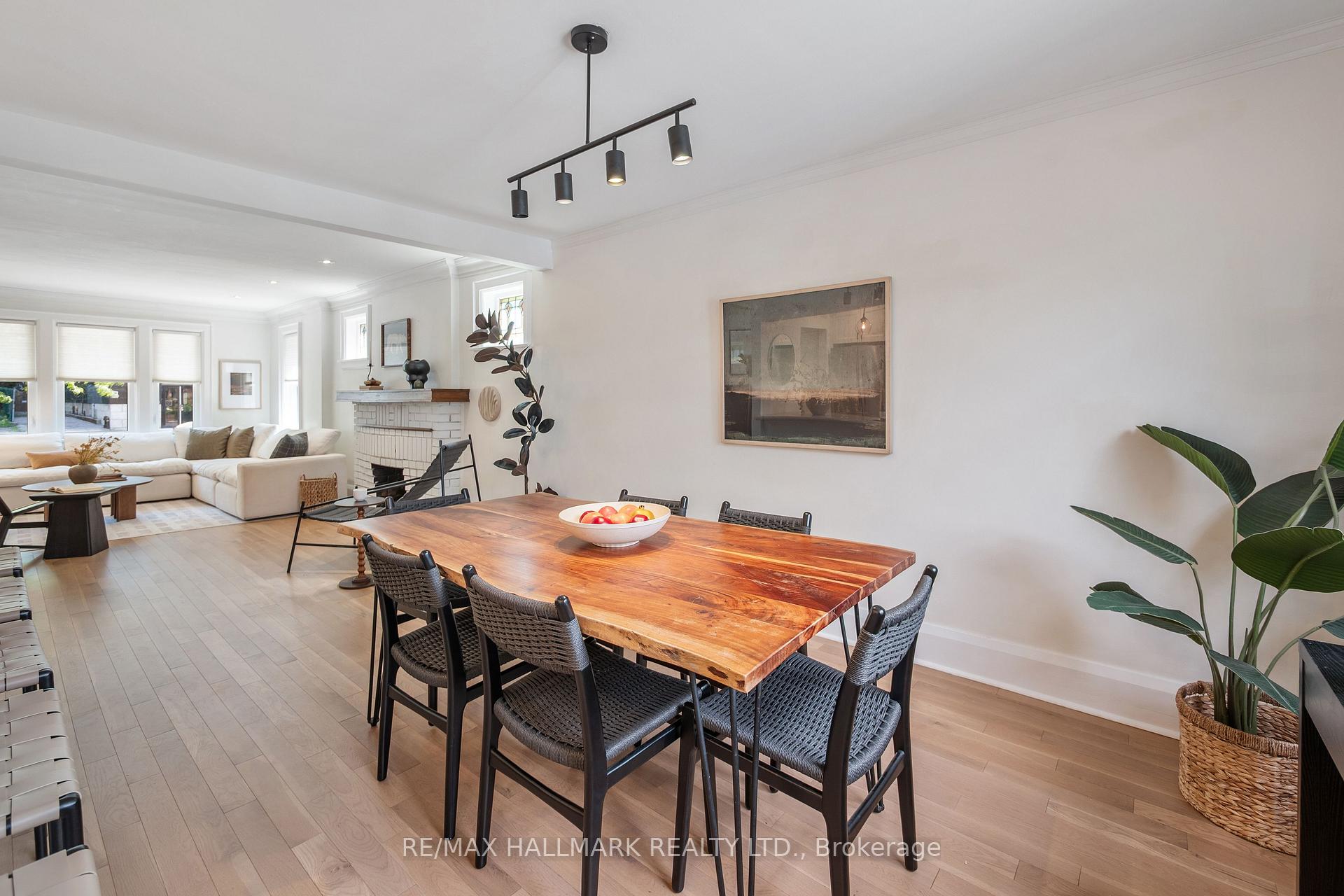 Photo 11 of 26 Main Street, Toronto, East End-Danforth — HOMEH