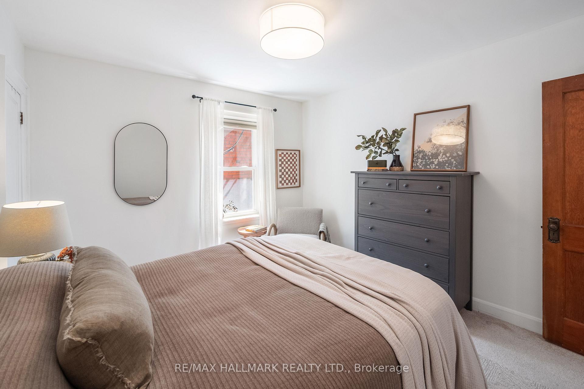 Photo 23 of 26 Main Street, Toronto, East End-Danforth — HOMEH
