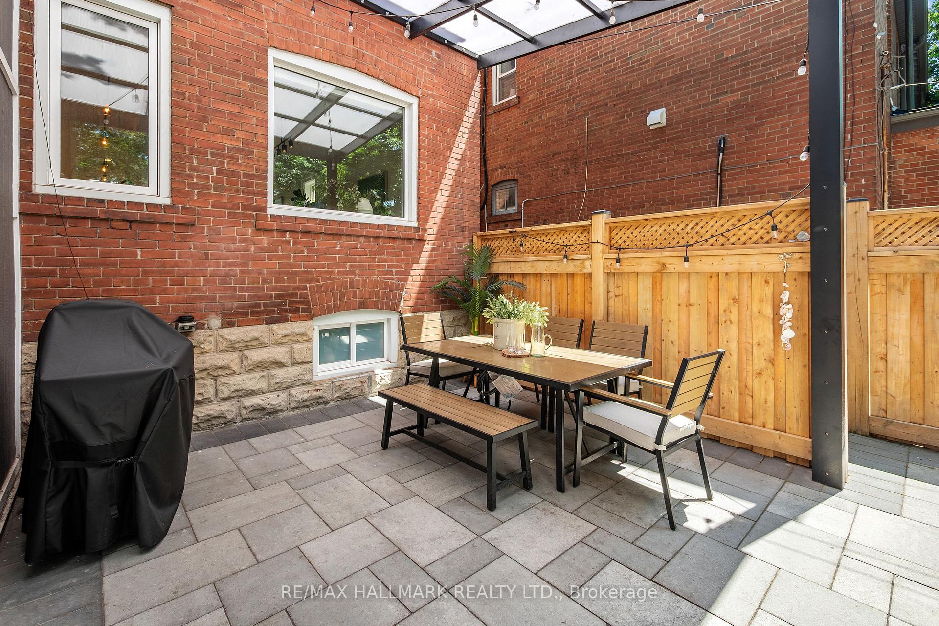Photo 33 of 26 Main Street, Toronto, East End-Danforth — HOMEH