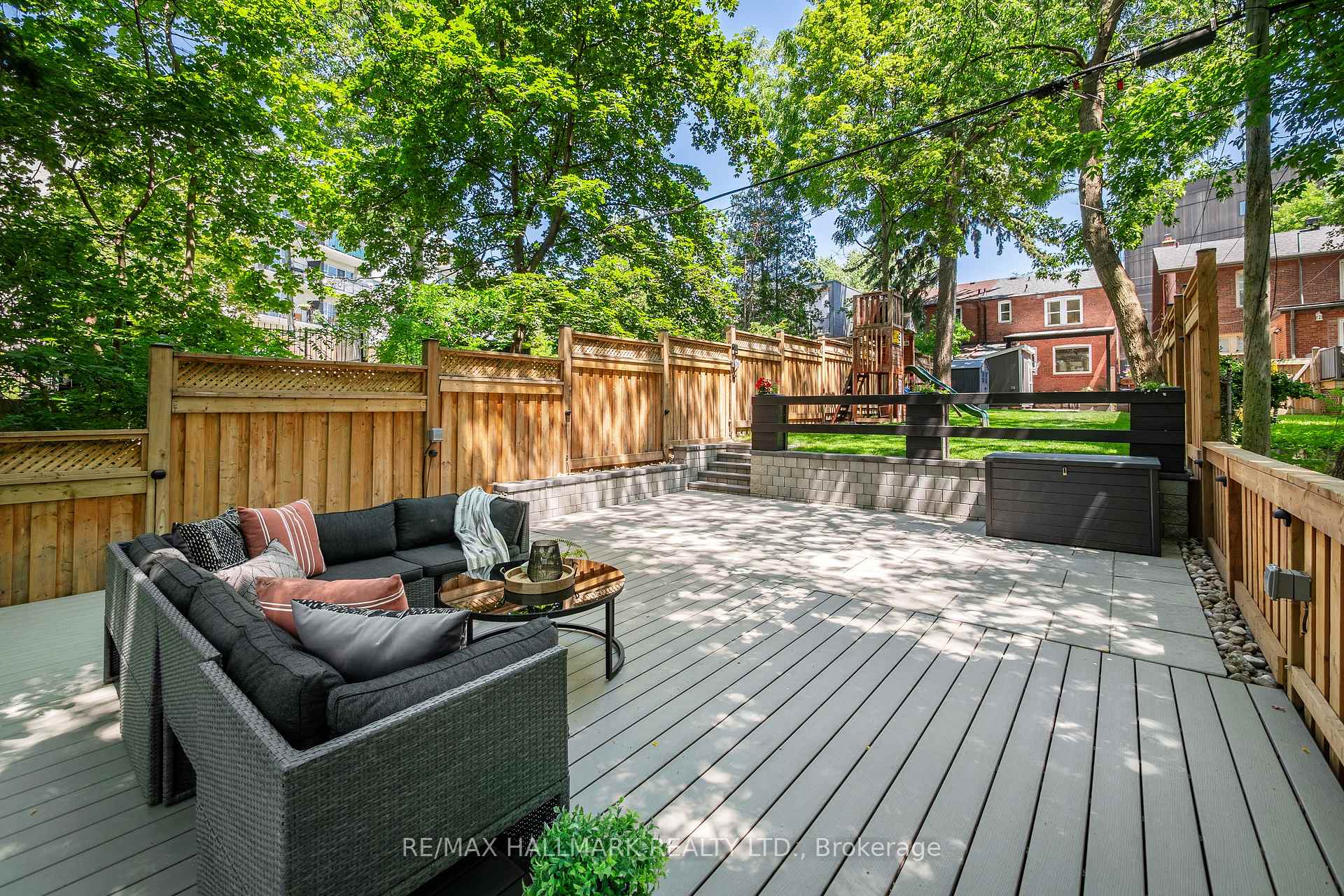 Photo 39 of 26 Main Street, Toronto, East End-Danforth — HOMEH