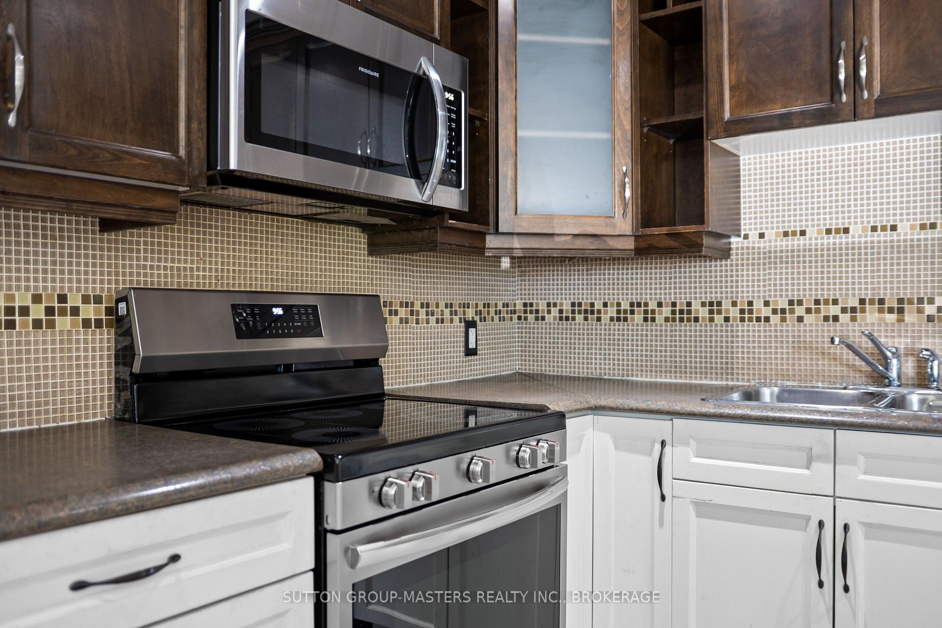 Photo 11 of 46 Morden Crescent, Loyalist, Amherstview — HOMEH