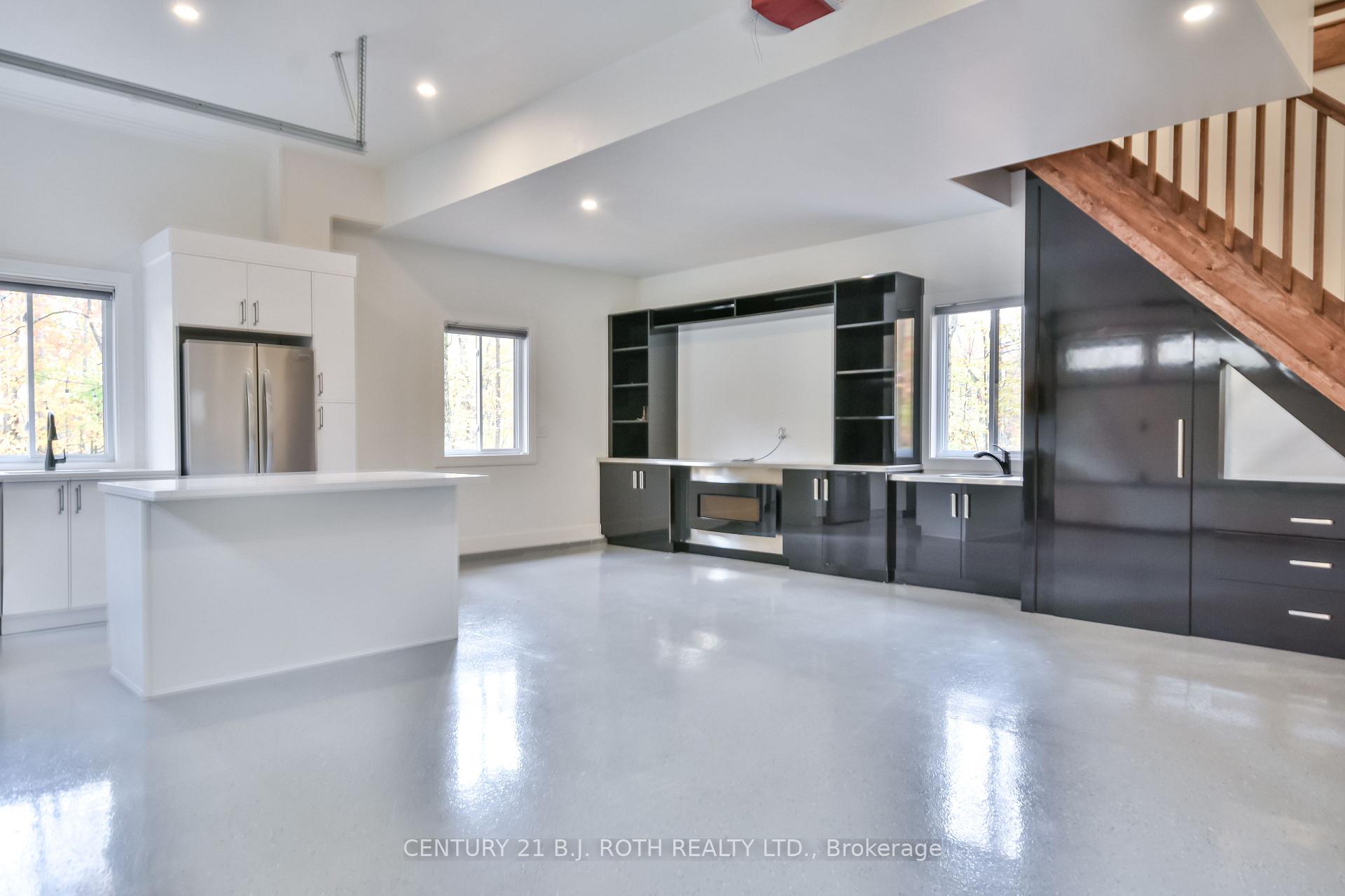 Photo 4 of Unit Suite, 10 Slalom Drive, Oro-Medonte, Rural Oro-Medonte — HOMEH