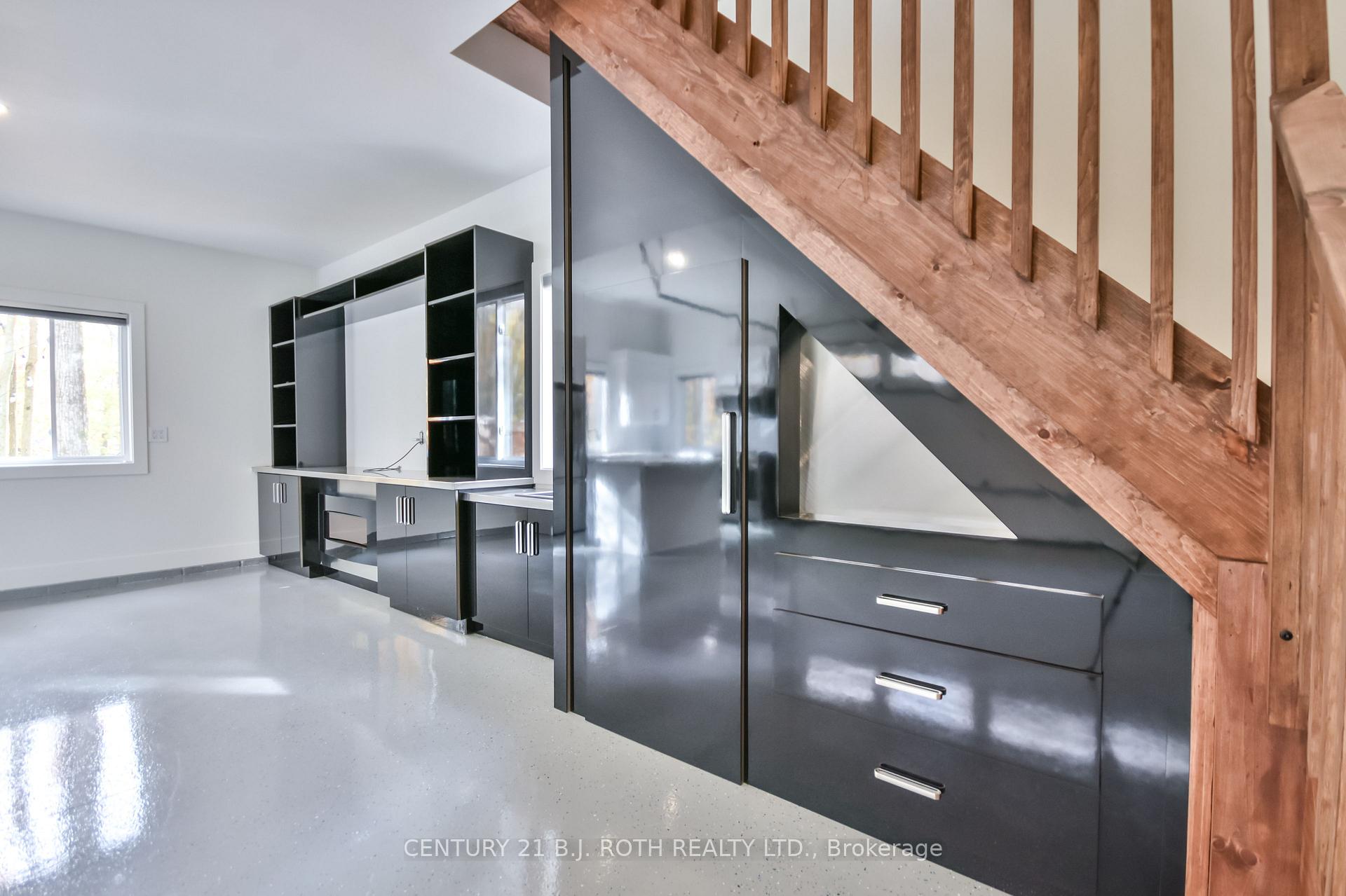 Photo 7 of Unit Suite, 10 Slalom Drive, Oro-Medonte, Rural Oro-Medonte — HOMEH