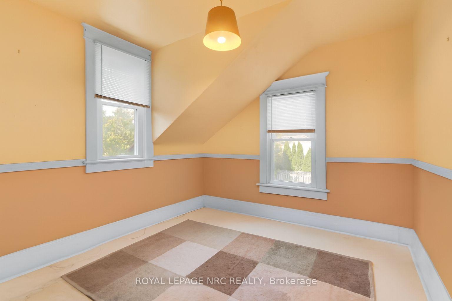 Photo 32 of 6511 Riall Street, Niagara Falls, Stamford — HOMEH