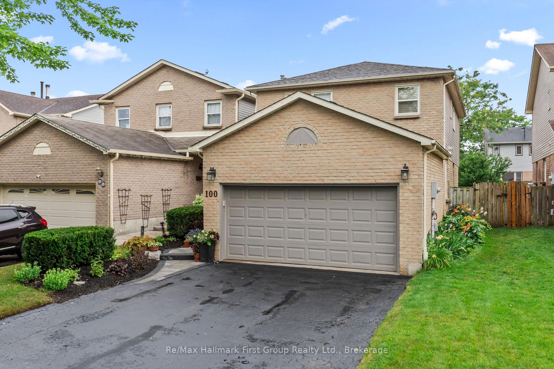 Photo 2 of 100 Rice Drive, Whitby, Pringle Creek — HOMEH