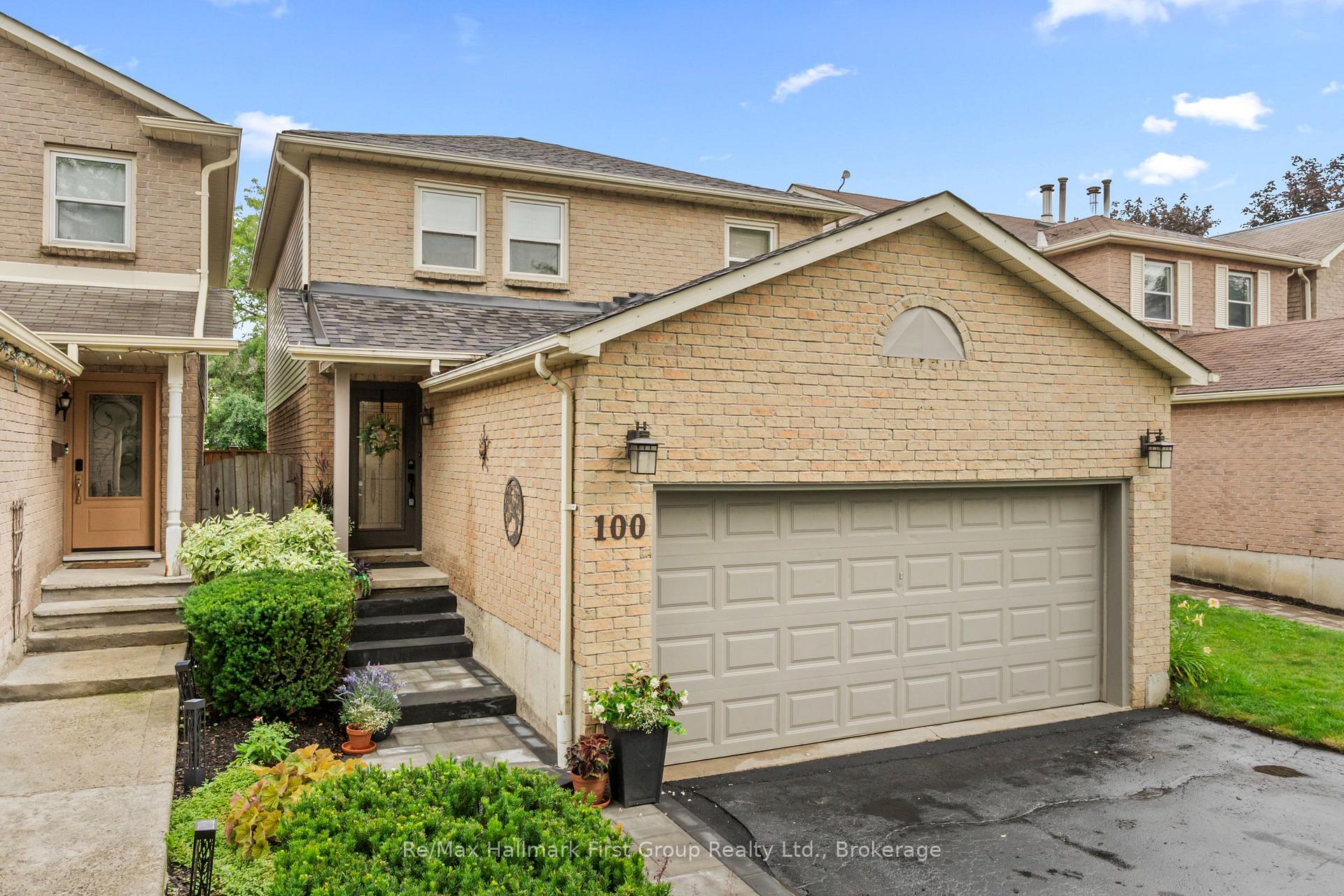 Photo 4 of 100 Rice Drive, Whitby, Pringle Creek — HOMEH