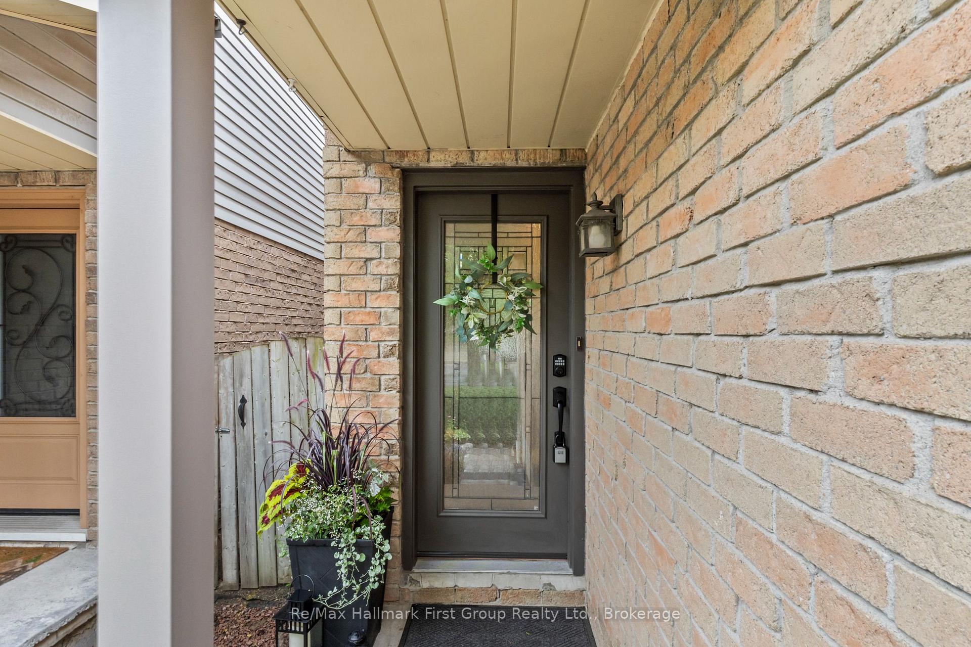 Photo 5 of 100 Rice Drive, Whitby, Pringle Creek — HOMEH
