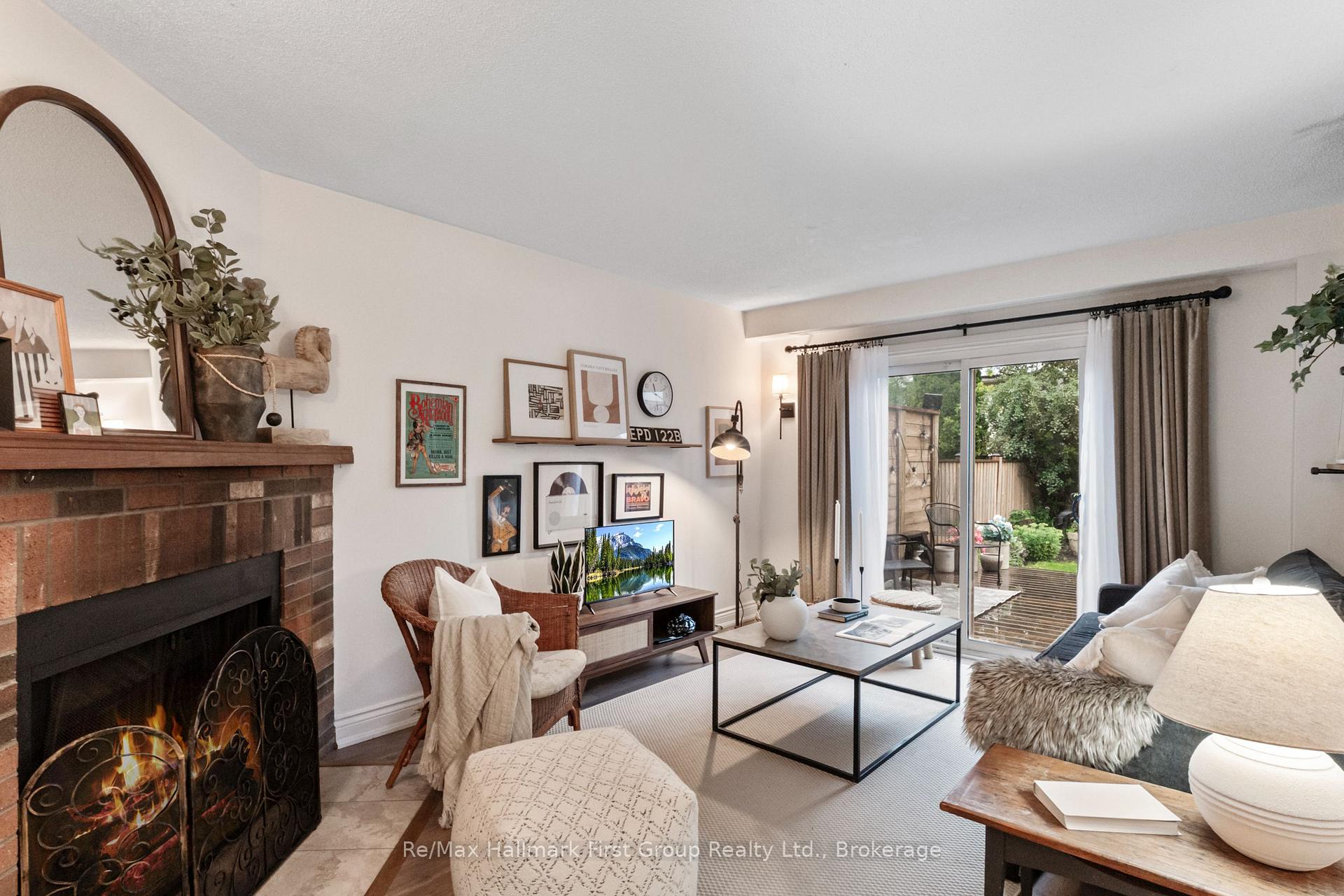 Photo 10 of 100 Rice Drive, Whitby, Pringle Creek — HOMEH