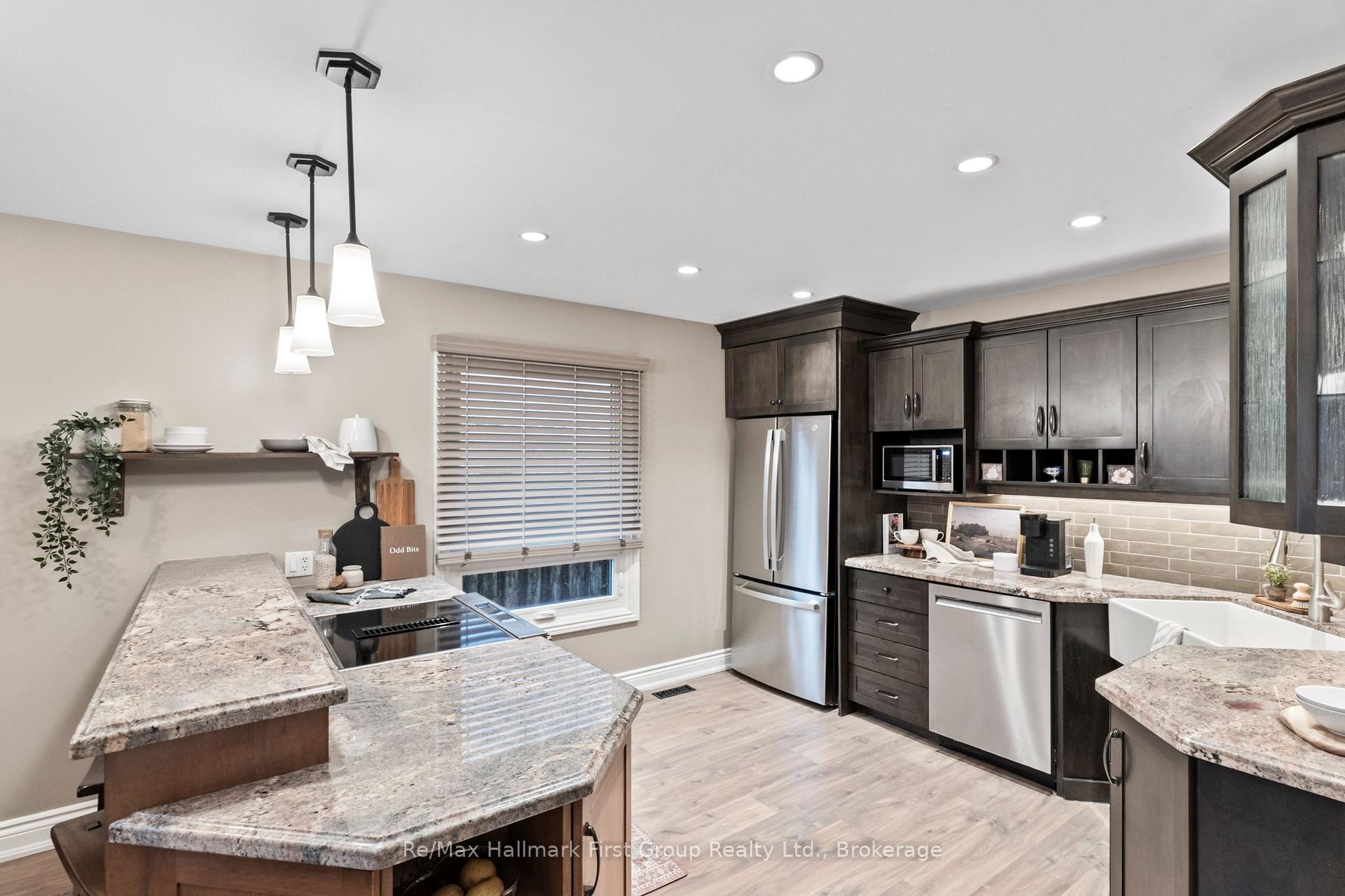 Photo 13 of 100 Rice Drive, Whitby, Pringle Creek — HOMEH