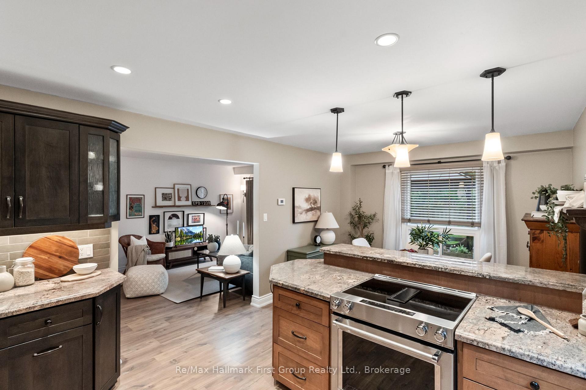 Photo 15 of 100 Rice Drive, Whitby, Pringle Creek — HOMEH
