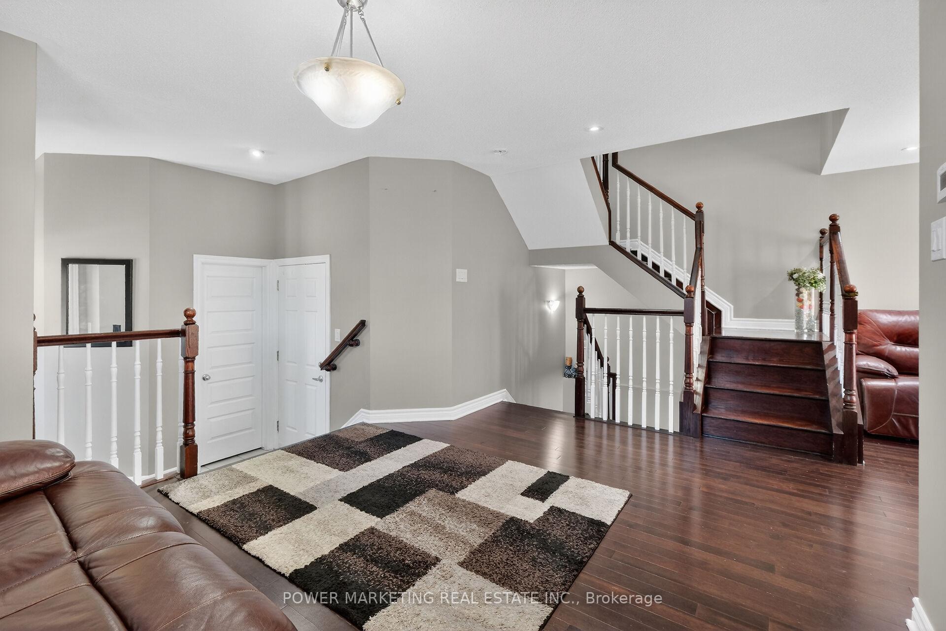 Photo 10 of 171 Lerta Way, Ottawa, Avalon West — HOMEH