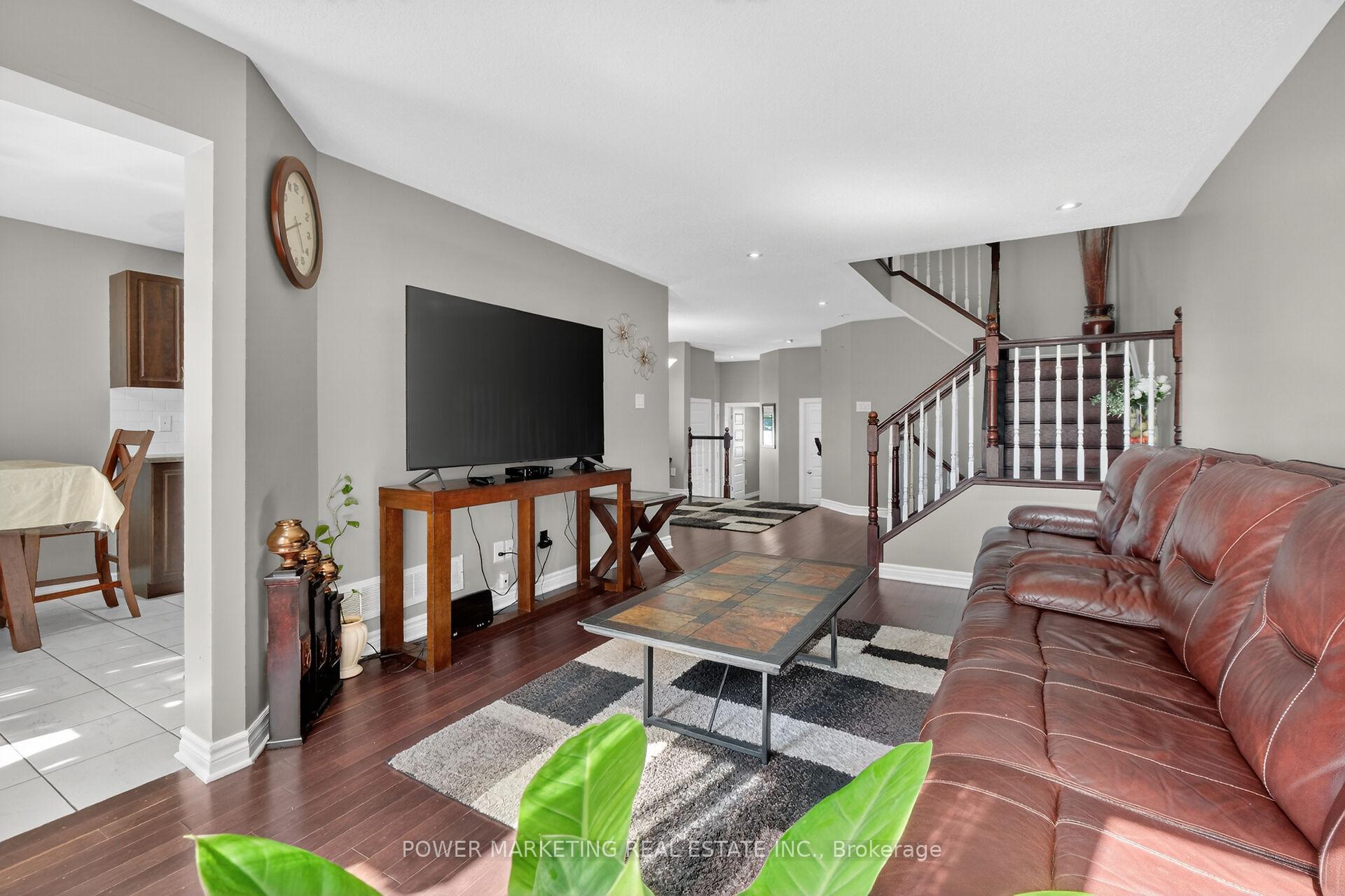 Photo 12 of 171 Lerta Way, Ottawa, Avalon West — HOMEH