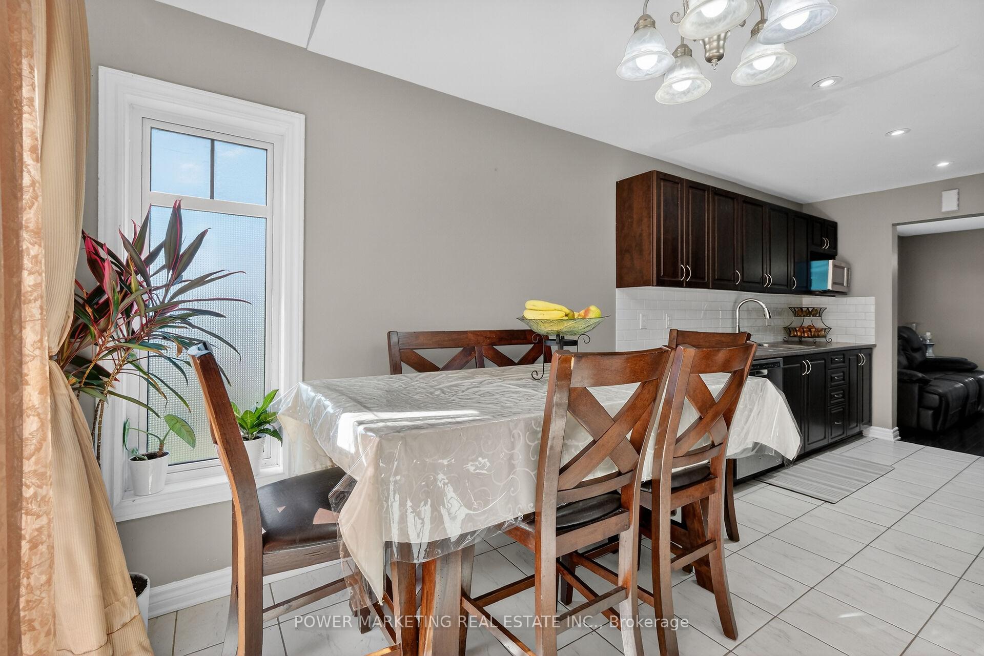 Photo 18 of 171 Lerta Way, Ottawa, Avalon West — HOMEH