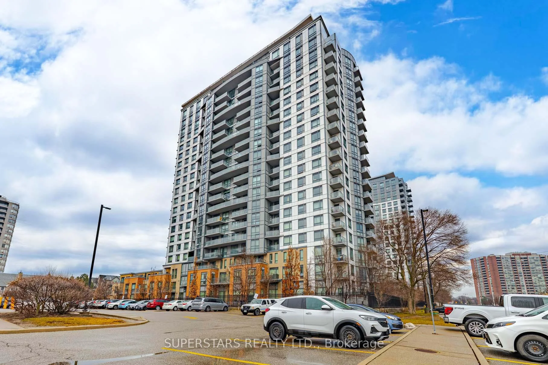 Front of Unit 1511, 185 Bonis Avenue