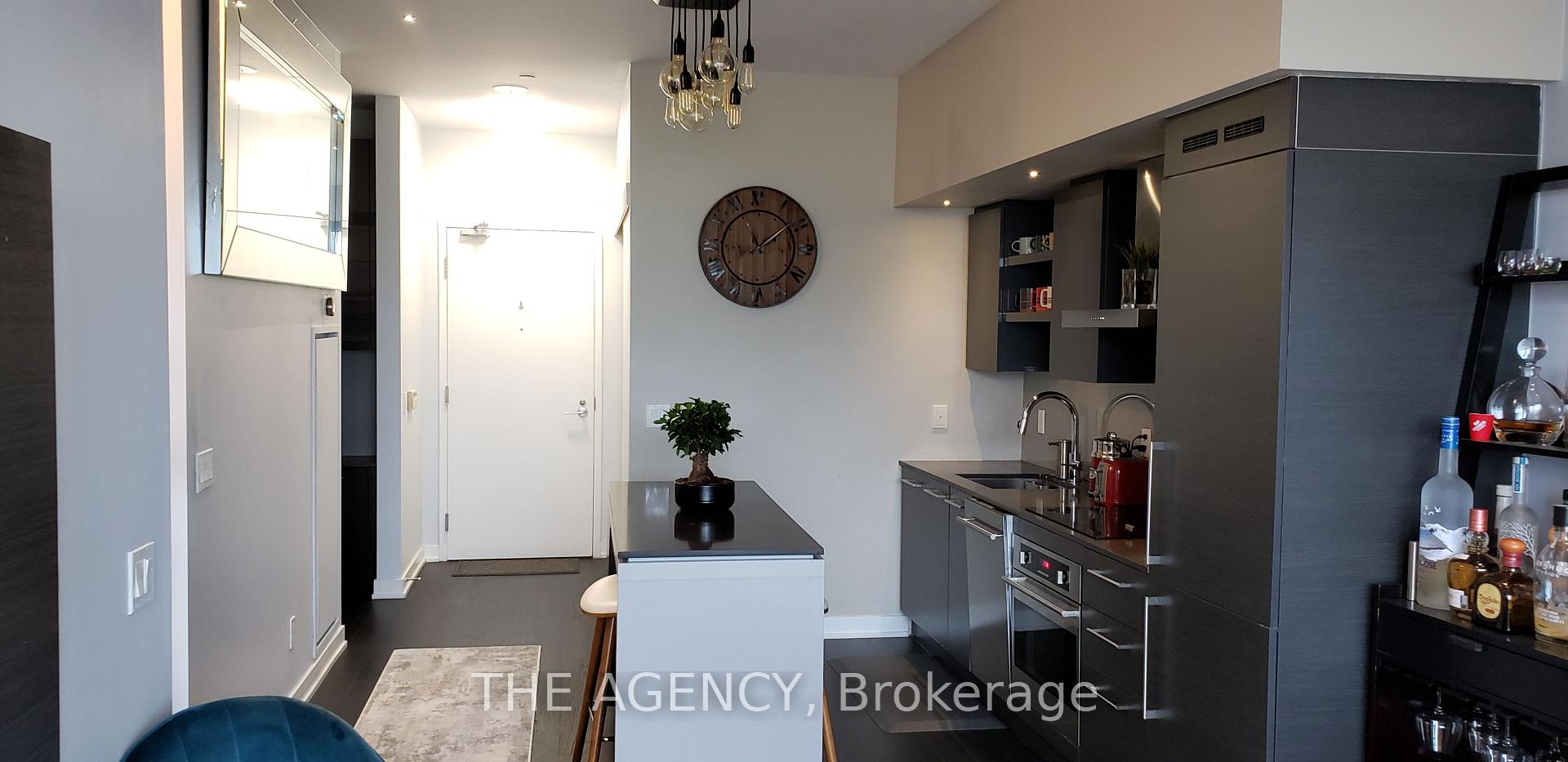 Photo 4 of Unit 1005, 1030 King Street W, Toronto, Niagara — HOMEH