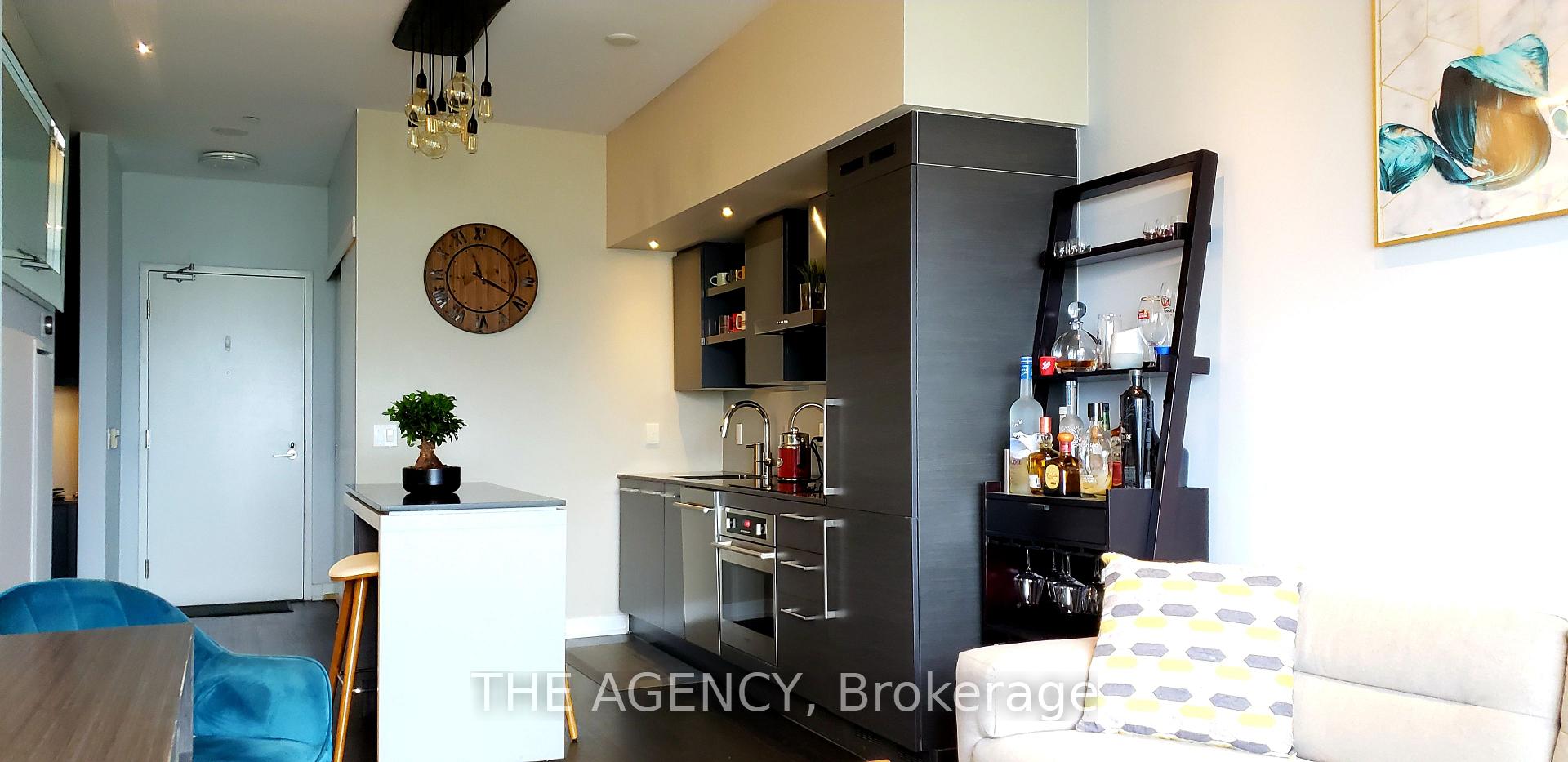 Photo 5 of Unit 1005, 1030 King Street W, Toronto, Niagara — HOMEH
