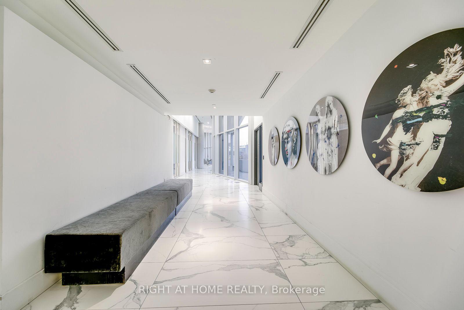 Photo 3 of Unit 3202, 2916 Highway 7 Road, Vaughan, Concord — HOMEH
