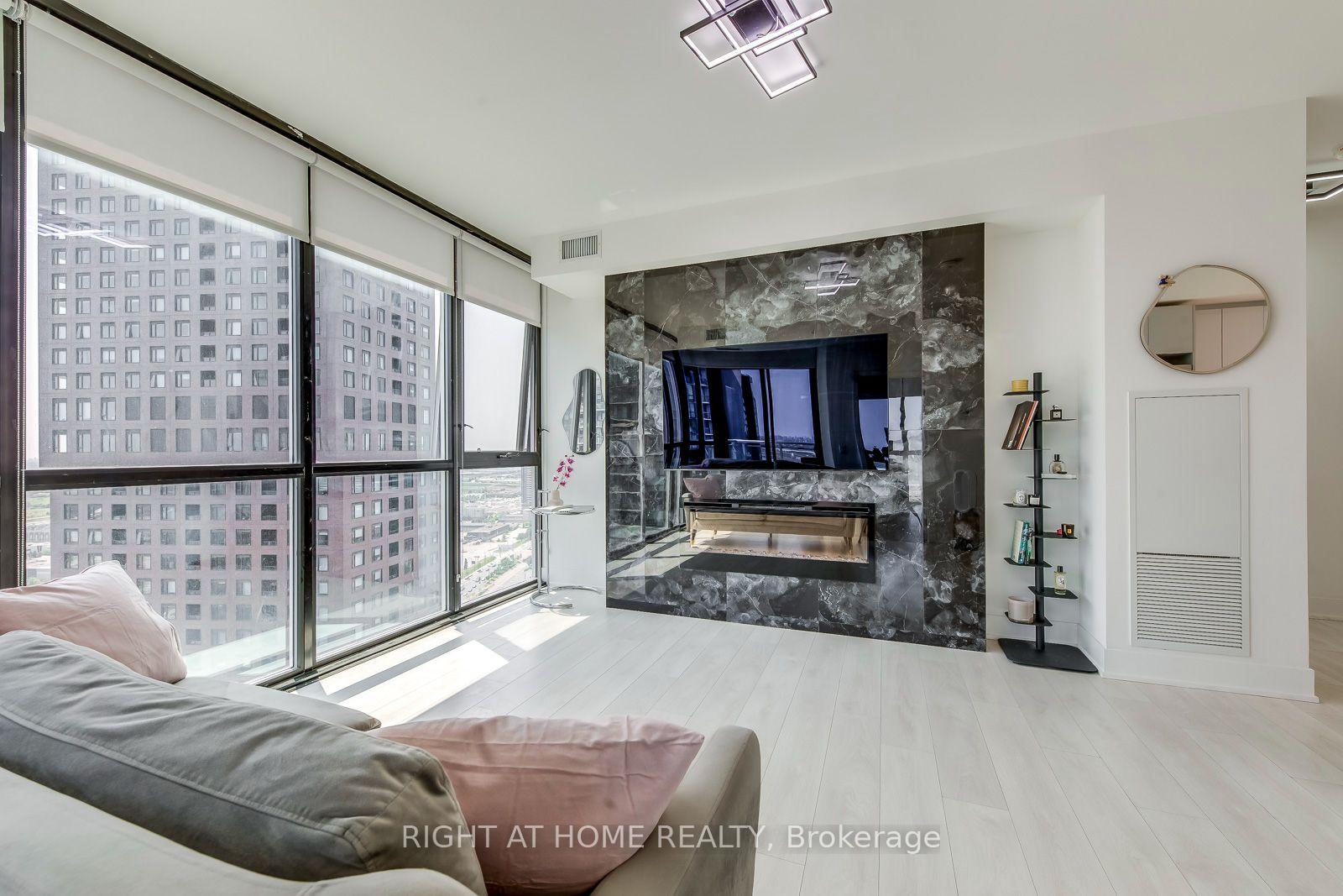 Photo 8 of Unit 3202, 2916 Highway 7 Road, Vaughan, Concord — HOMEH