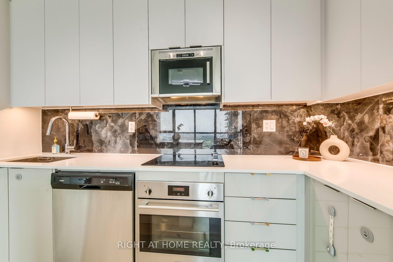 Photo 17 of Unit 3202, 2916 Highway 7 Road, Vaughan, Concord — HOMEH