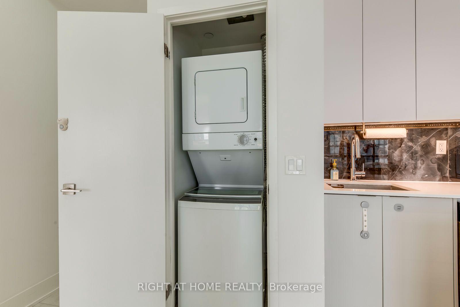 Photo 30 of Unit 3202, 2916 Highway 7 Road, Vaughan, Concord — HOMEH
