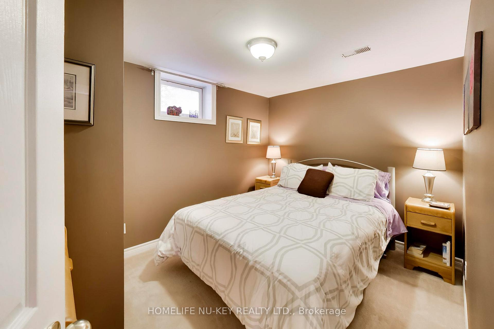 Photo 25 of 9 Monique Crescent, Barrie, East Bayfield — HOMEH