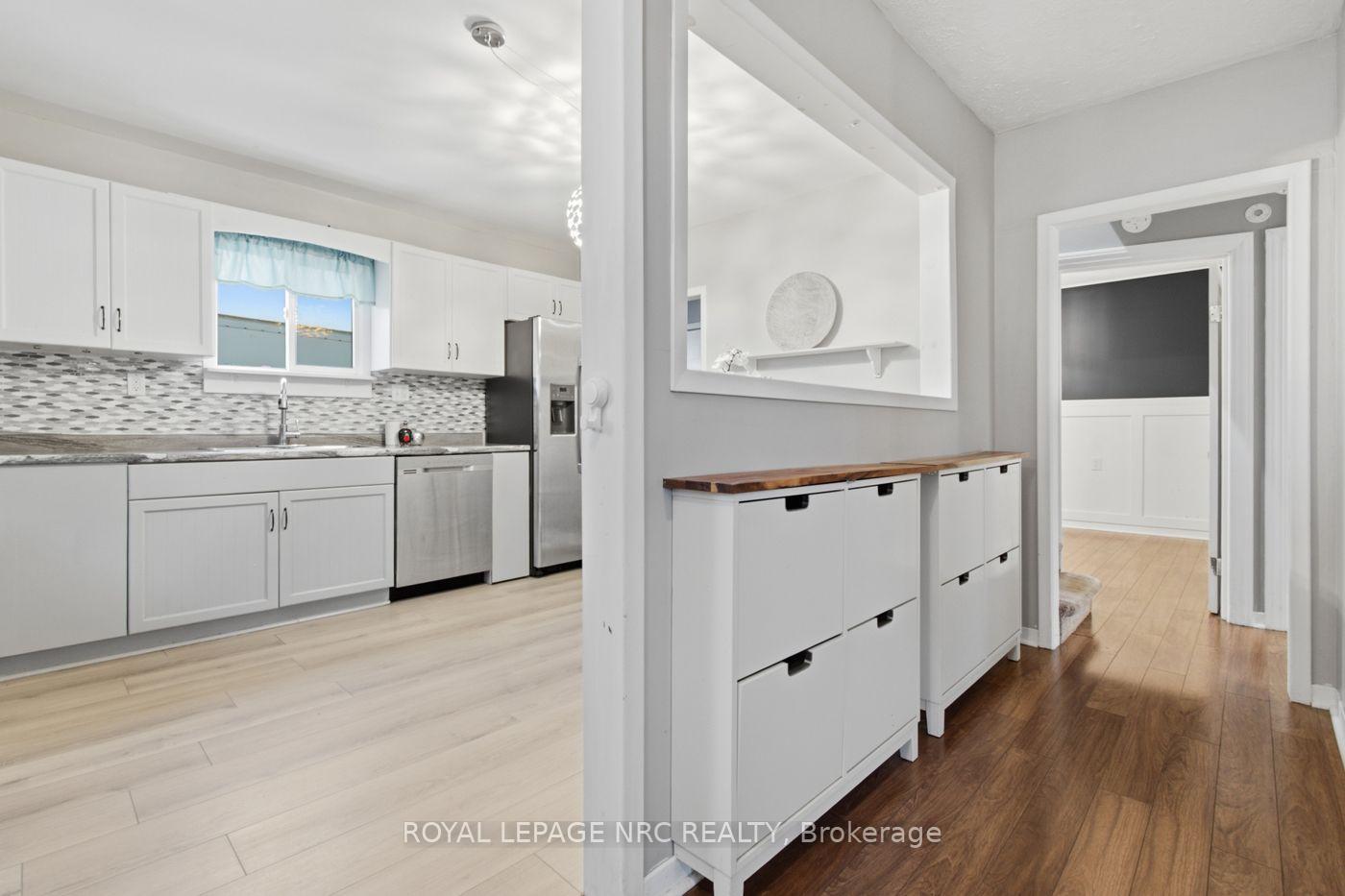 Photo 10 of 595 Lincoln Street, Welland, Lincoln/Crowland — HOMEH