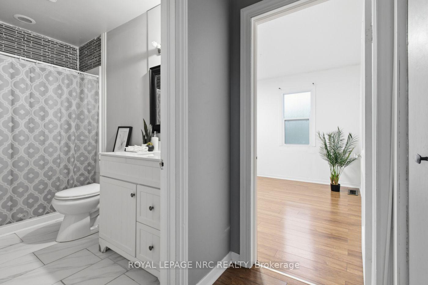 Photo 15 of 595 Lincoln Street, Welland, Lincoln/Crowland — HOMEH
