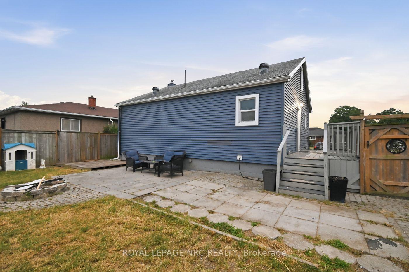 Photo 25 of 595 Lincoln Street, Welland, Lincoln/Crowland — HOMEH