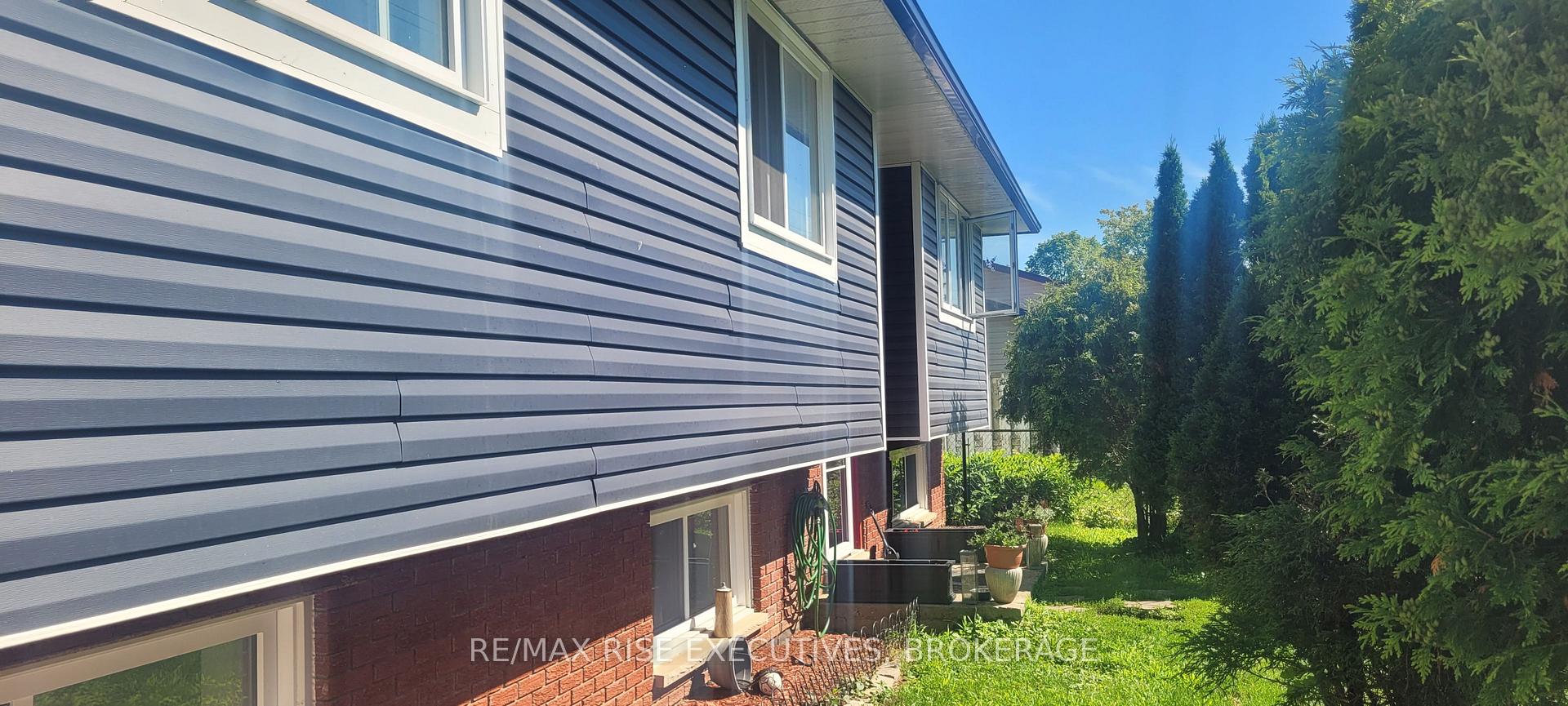 Photo 4 of 72 Eric Hutcheson Road, Smiths Falls, Smiths Falls — HOMEH